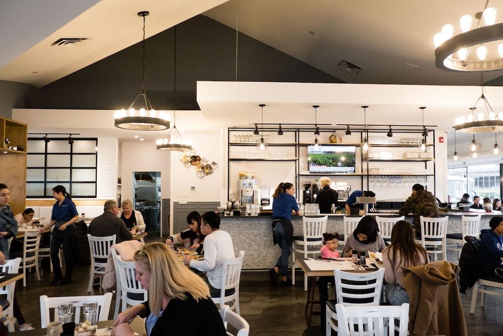 Accent Inns Vancouver Airport Richmond Eksteriør bilde